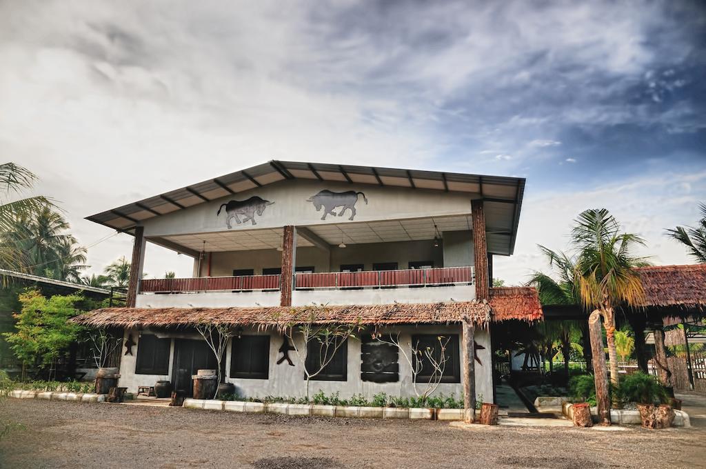 Hs Farm Waterpark Hotel Muar Esterno foto
