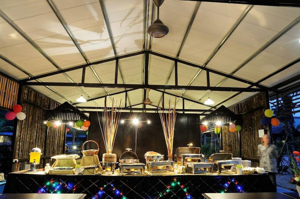 Hs Farm Waterpark Hotel Muar Esterno foto