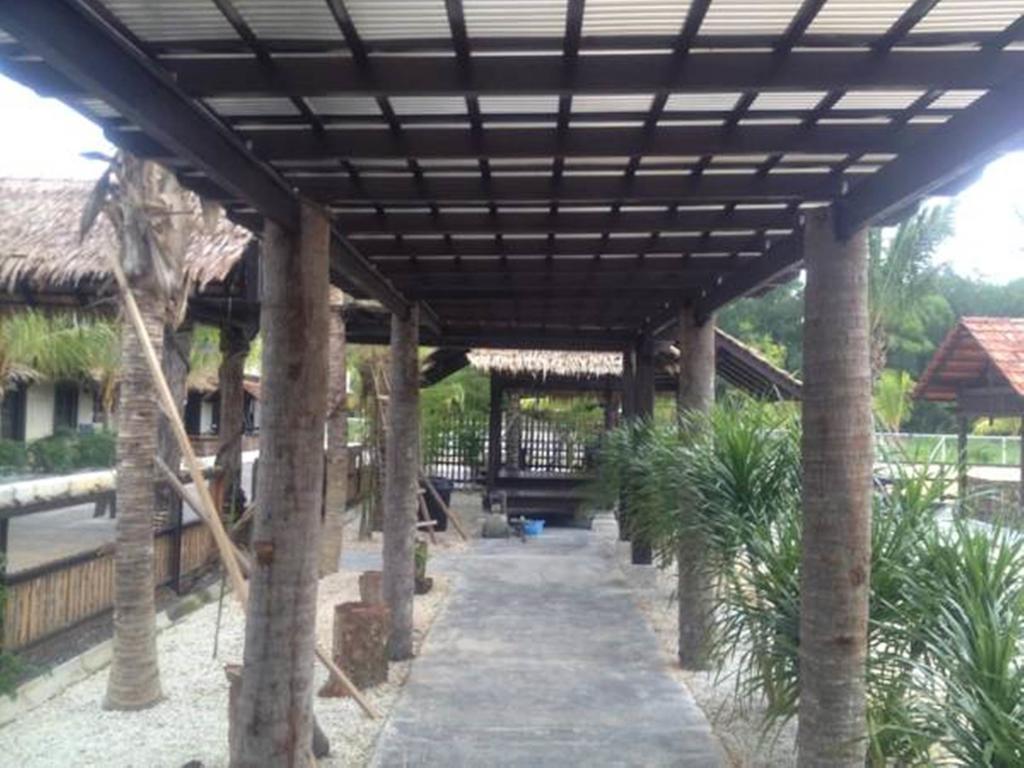Hs Farm Waterpark Hotel Muar Esterno foto