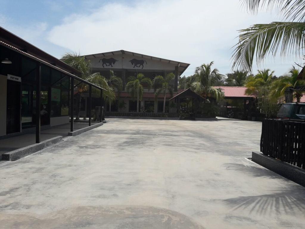 Hs Farm Waterpark Hotel Muar Esterno foto